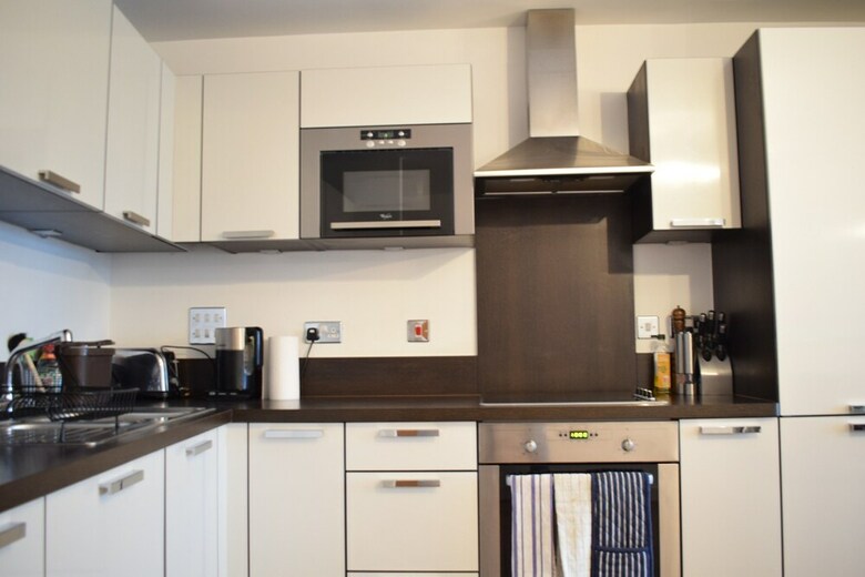 Apartamentos Modern 2 Bed Flat With Balcony In Canada Water