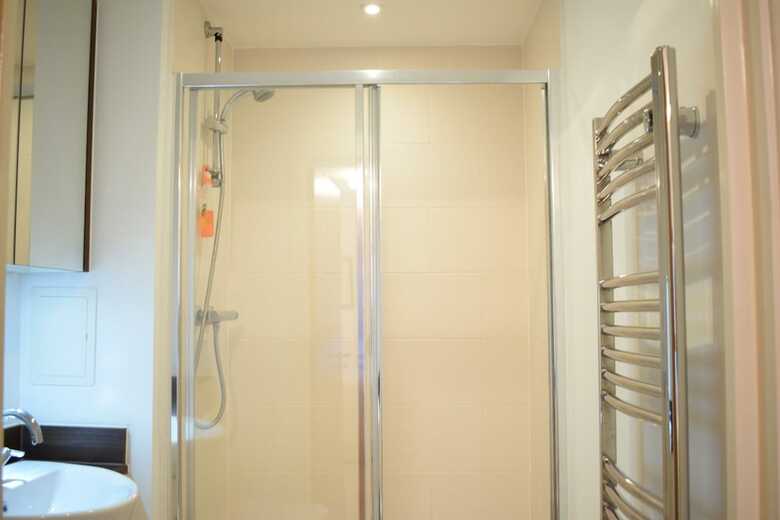 Apartamentos Modern 2 Bed Flat With Balcony In Canada Water