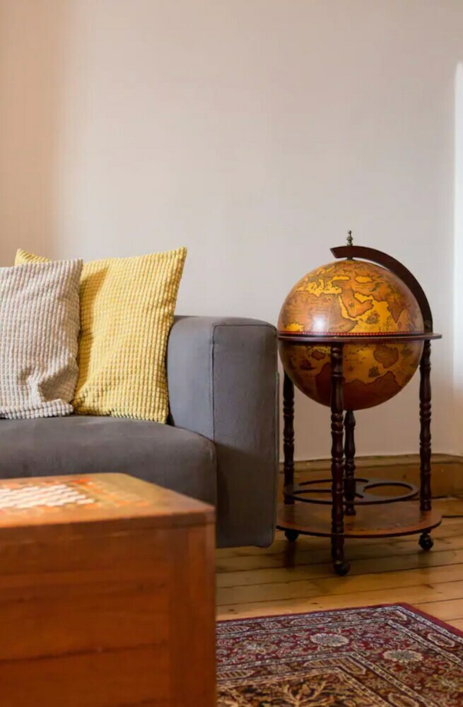 Apartamentos Spacious Traditional 3 Bedroom Flat In New Town