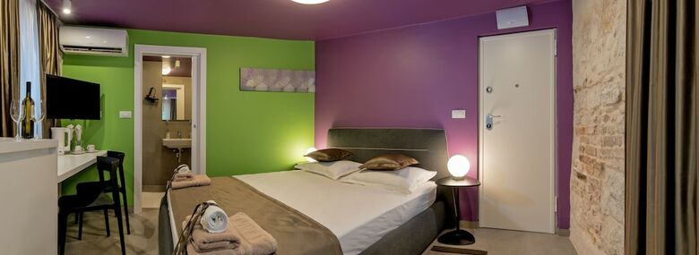 Hotel Annies Stone Studio & Room