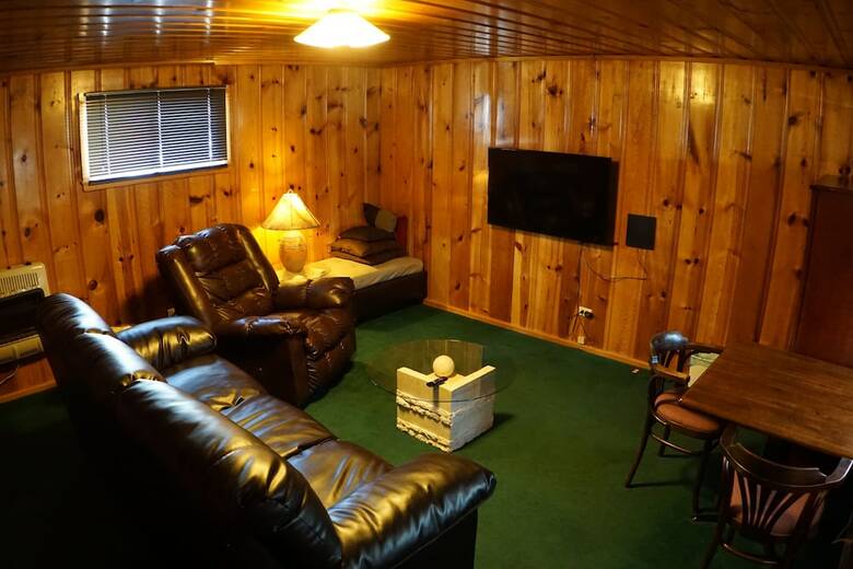 Hotel Eagle Nest Fly Shack And Lodge