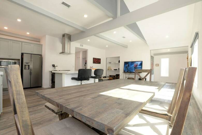 Spacious House On Melrose W Private Backyard Gym