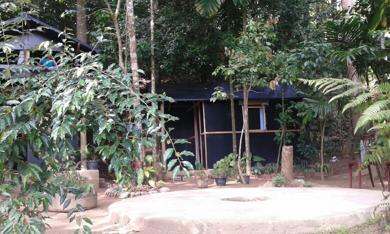 Bed & Breakfast Kandy Village Glamping