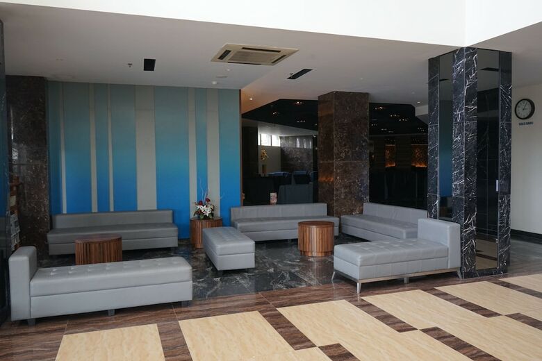 Hotel Brothers Solo Baru
