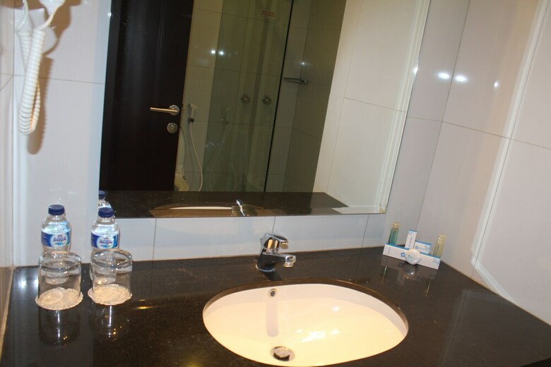 Hotel Brothers Solo Baru