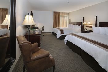 Anaheim Plaza Hotel