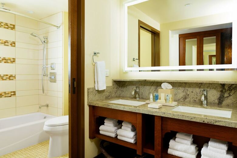 Disney's Grand Californian Hotel & Spa
