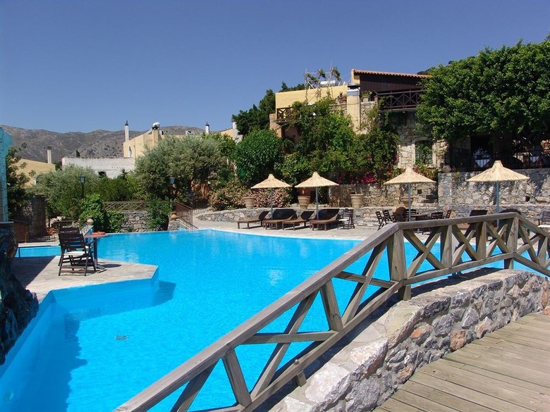 Hotel Arolithos Traditional Cretan Village