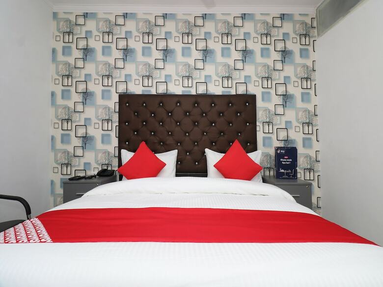 Hotel Oyo 26119 Krishna Guest House
