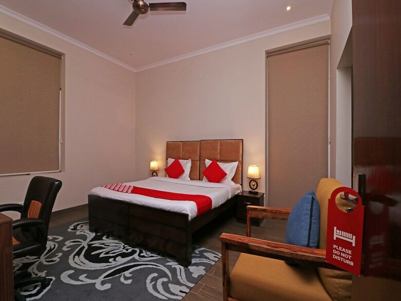 Hotel Oyo 17035 Arkaya