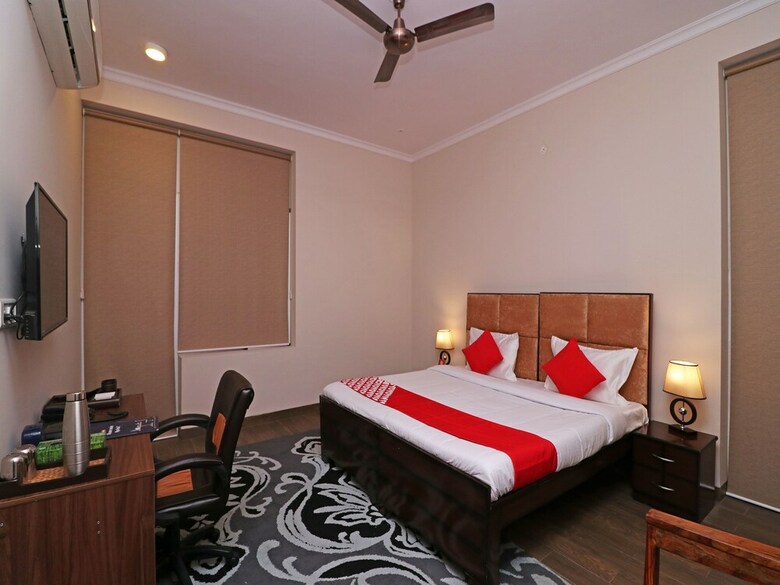 Hotel Oyo 17035 Arkaya