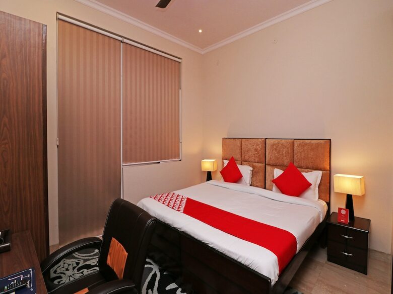 Hotel Oyo 17035 Arkaya