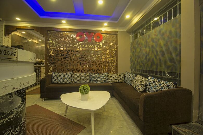 Hotel Oyo 24810 Silver Crescent