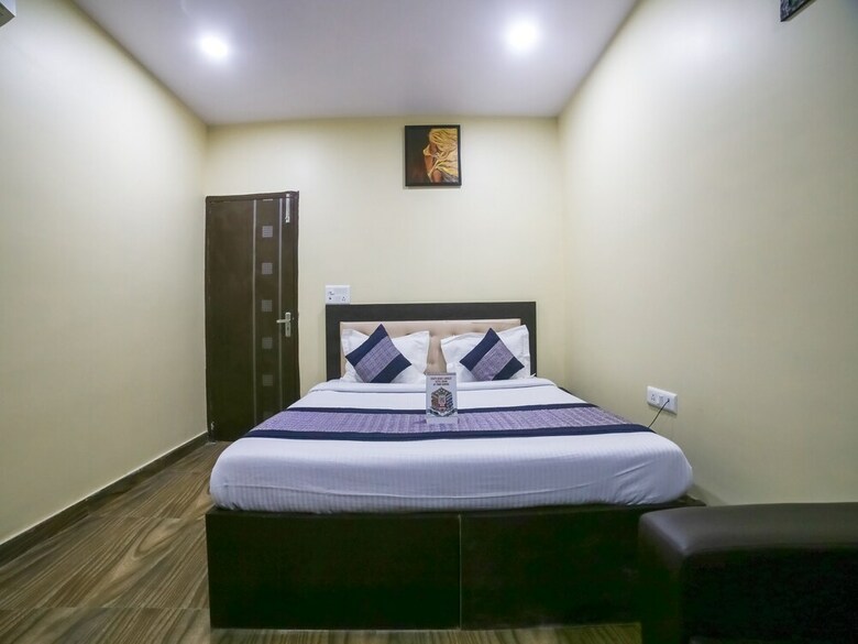 Hotel Oyo 19481 Jp Villa