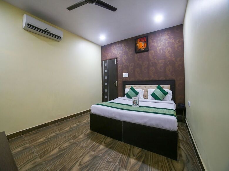 Hotel Oyo 19481 Jp Villa