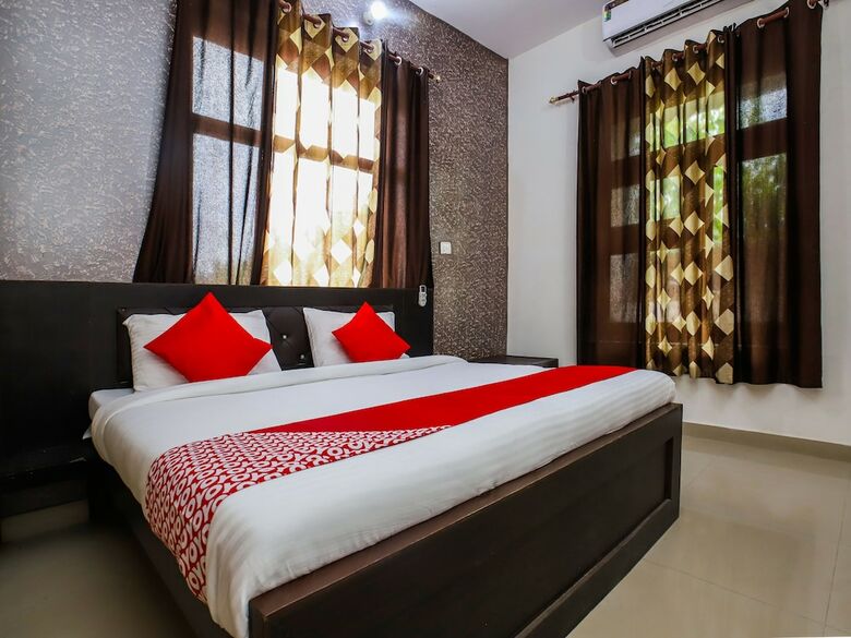 Oyo 19456 Hotel Shagun Palace