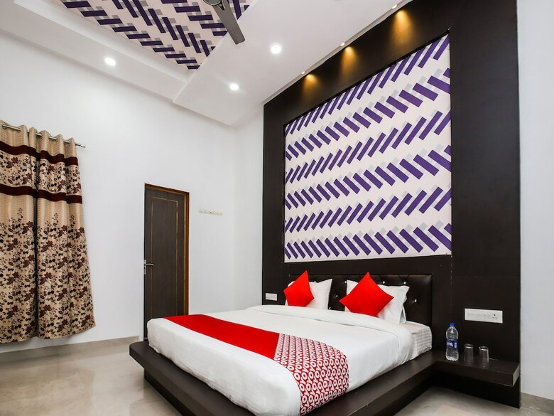 Oyo 19456 Hotel Shagun Palace