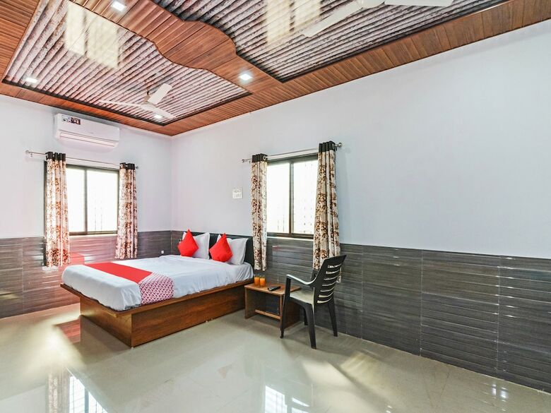 Hotel Oyo 27730 Pawna Lake House