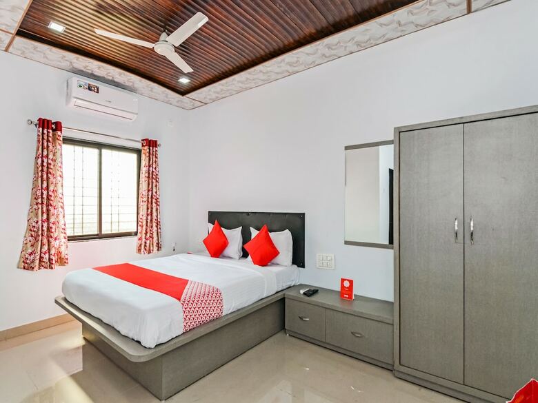 Hotel Oyo 27730 Pawna Lake House