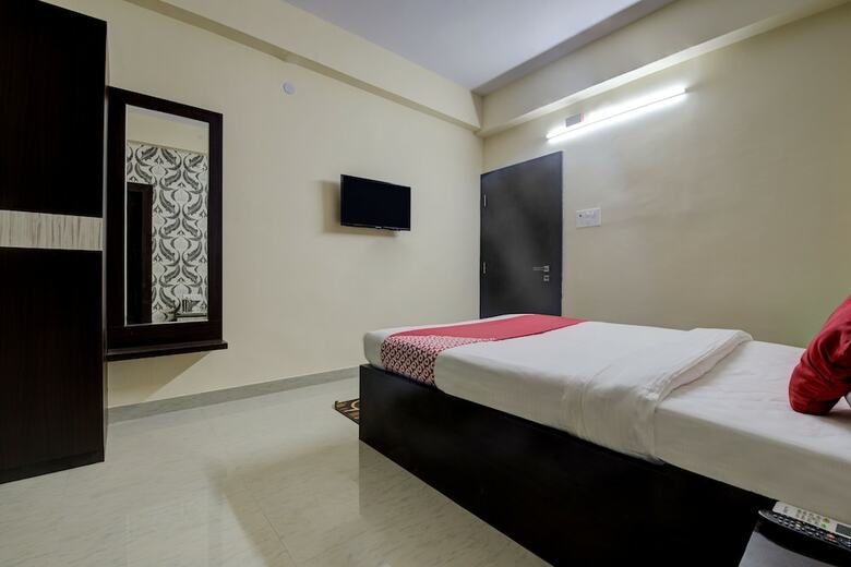 Hotel Oyo 22051 Bliss