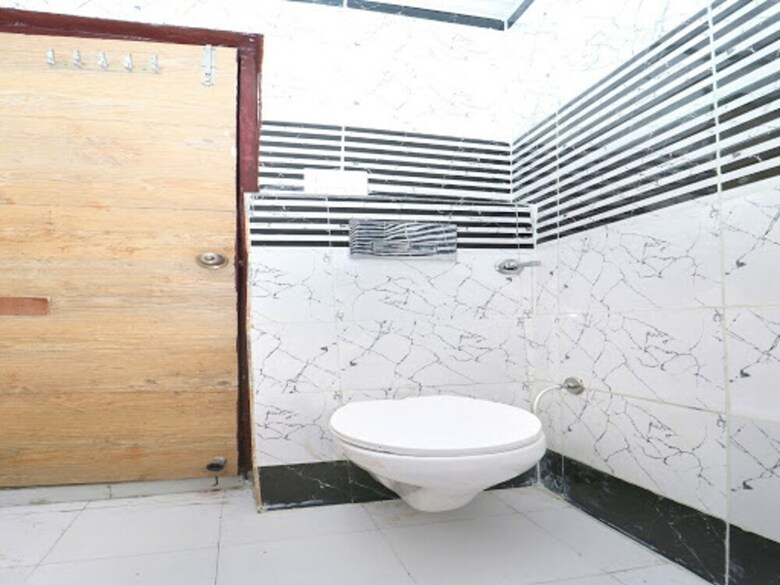 Hotel Oyo 22051 Bliss