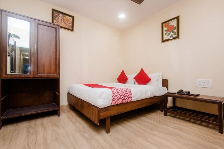 Hotel Oyo 19841 Shivar Guest House