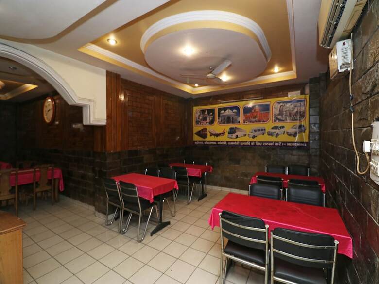 Oyo 7440 Hotel Paradise