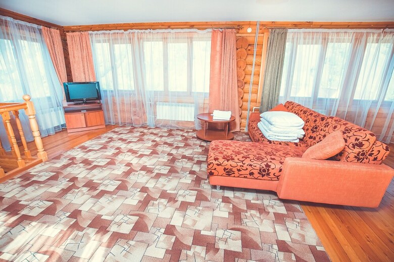 Takmak Spa Hotel