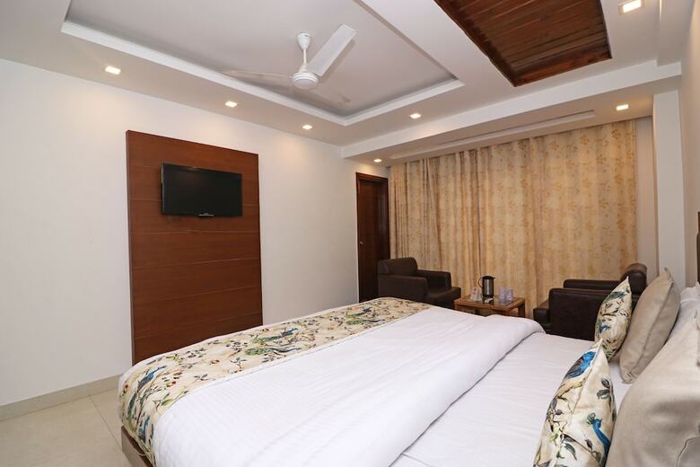 Oyo 16063 Hotel Grand Valley