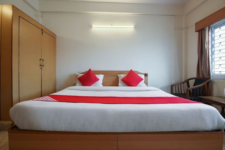 Oyo 22884 Hotel Shingar
