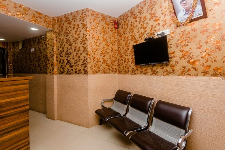 Oyo 27680 Hotel Stay Inn