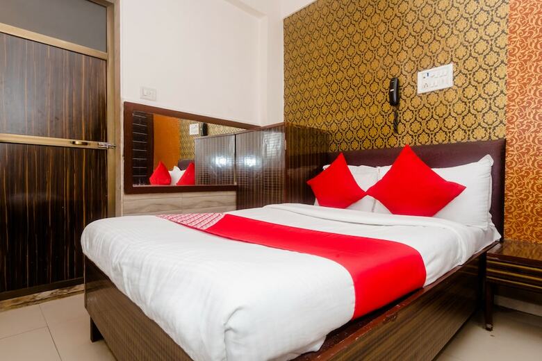 Oyo 27680 Hotel Stay Inn