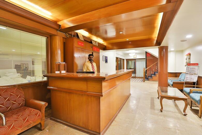 Hotel Oyo 23337 Flagship Ashram Road