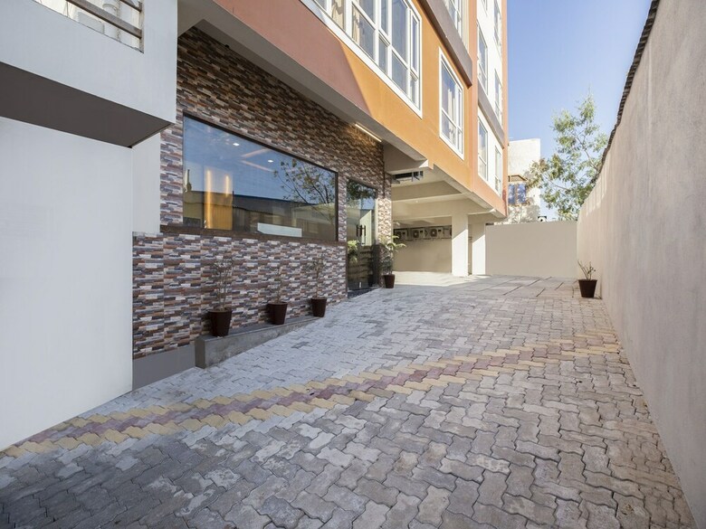 Hotel Oyo Flagship 28149 Mangal Residency