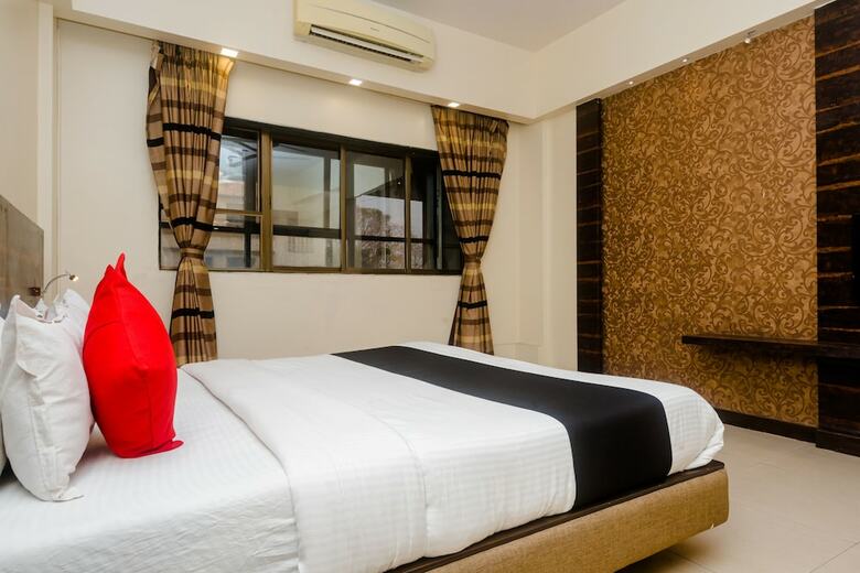 Capital O 27600 Hotel Sai Plaza