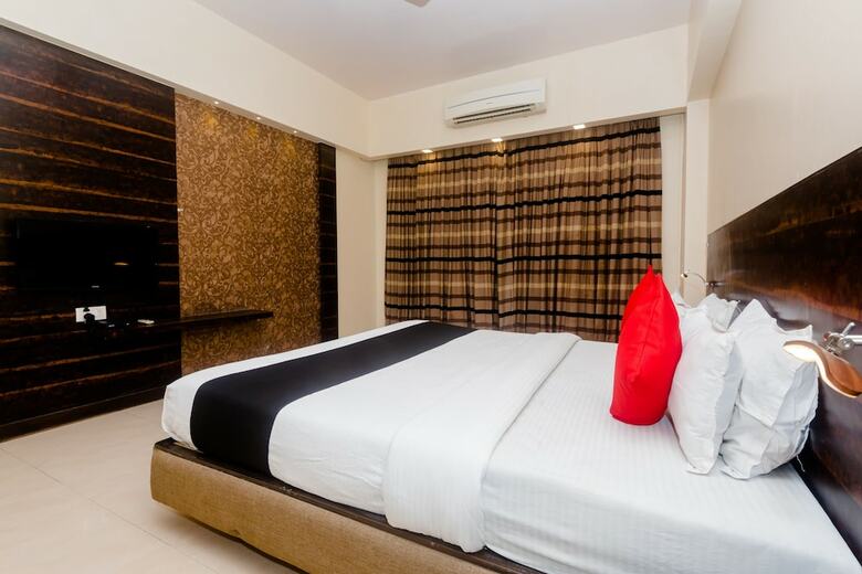 Capital O 27600 Hotel Sai Plaza