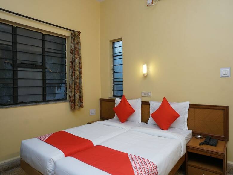 Oyo 22312 Hotel Nandanvan