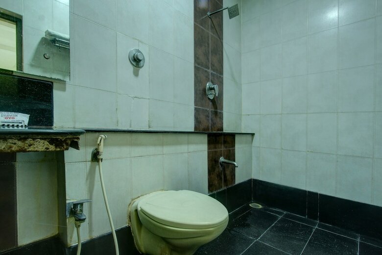 Oyo 26797 Ss Hotels