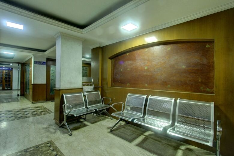 Oyo 26797 Ss Hotels