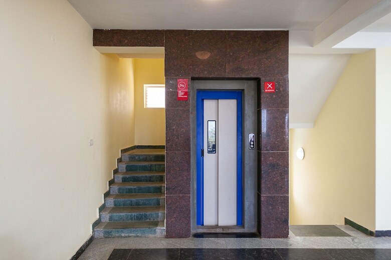 Hotel Oyo 27033 Hill Breeze