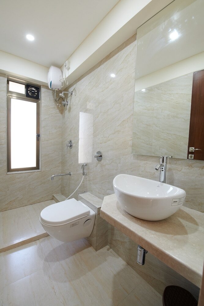 Hotel Lux Stay Andheri