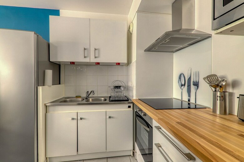 Bussy Downtown Apartment