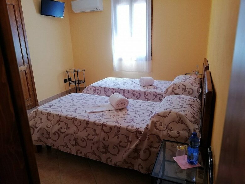 Bed & Breakfast Karingo House