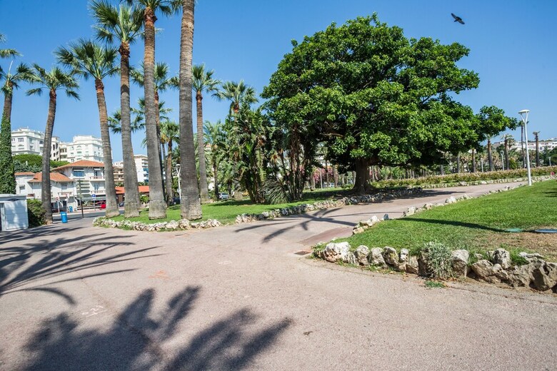 Apartamento Grand 2 Pi�ces Moderne Rue D'antibes