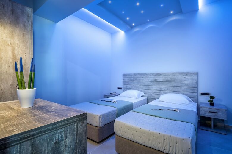 Apartamentos Savvas Luxury Suites