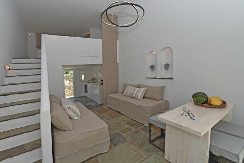 Villa Tinos Blend Suites