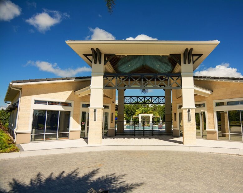 Stunning Vacation Home So3890