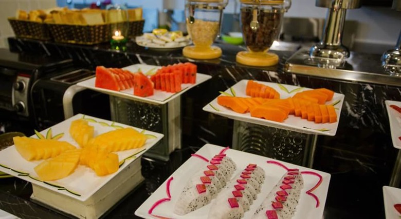 Rising Dragon Palace Hotel