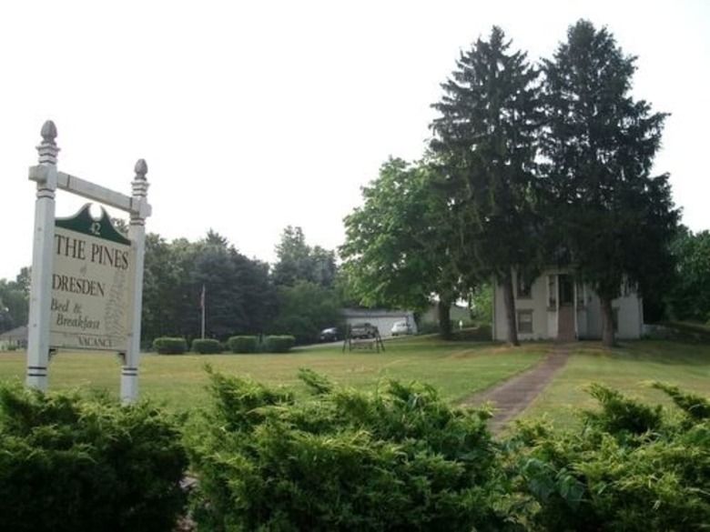 The Pines Of Dresden Bed And Breakfast