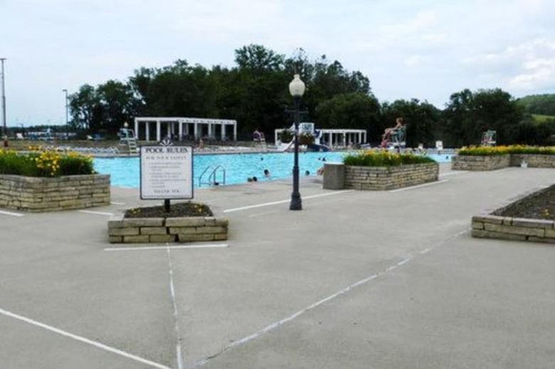 The Pines Of Dresden Bed And Breakfast